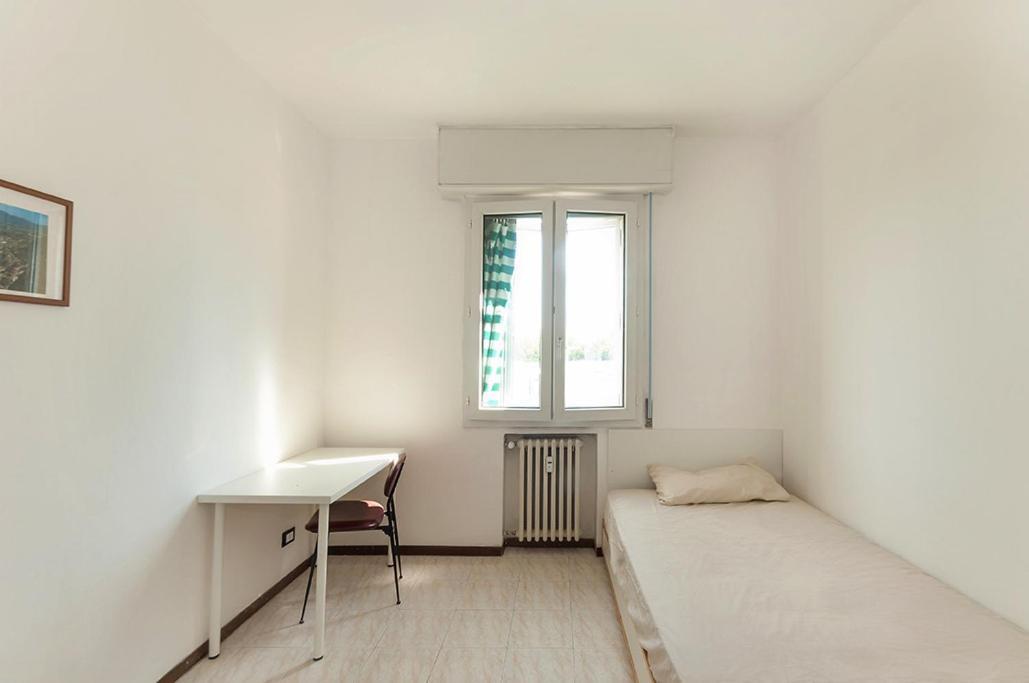 Private Room For Girls Bologna Buitenkant foto
